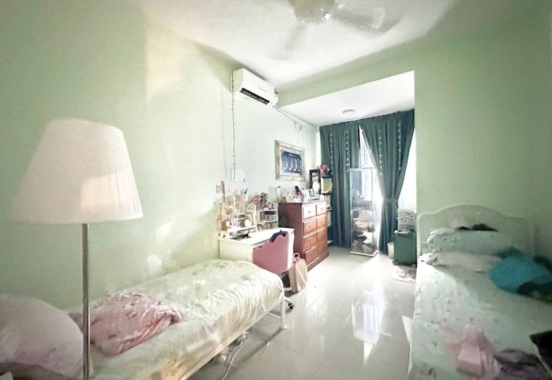 Taman Saujana Sekata