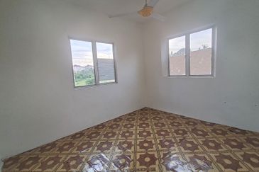 Townhouse Jalan KB 5 Kampung Bangi Kajang (Bangi Lama)