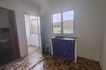 Townhouse Jalan KB 5 Kampung Bangi Kajang (Bangi Lama)