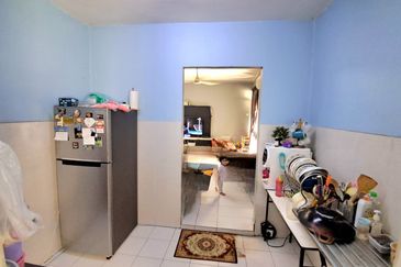 Apartment Teratai, Taman Sutera