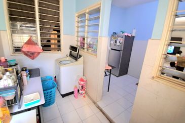 Apartment Teratai, Taman Sutera