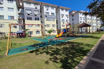 Apartment Teratai, Taman Sutera