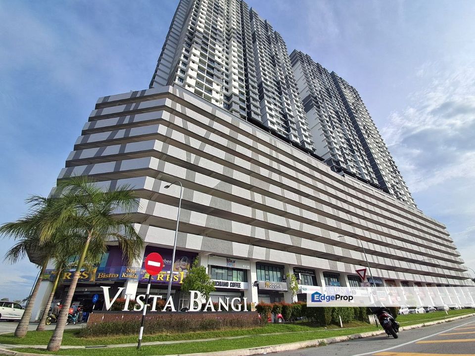 End Unit Vista Bangi Jalan Reko Kajang, Selangor, Kajang
