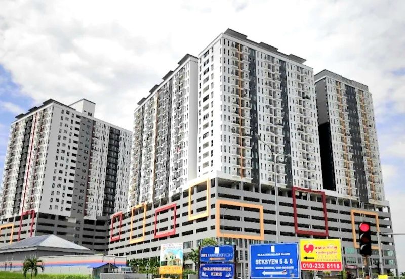 Ascotte Boulevard Condominium