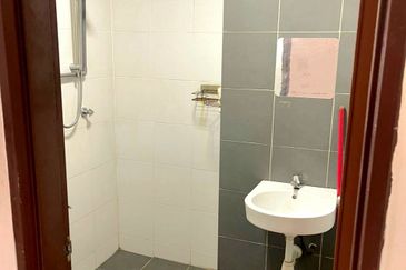 Ascotte Boulevard Condominium