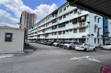 Taman Cahaya, Ampang