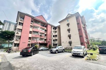 Sri Sentosa Condominium