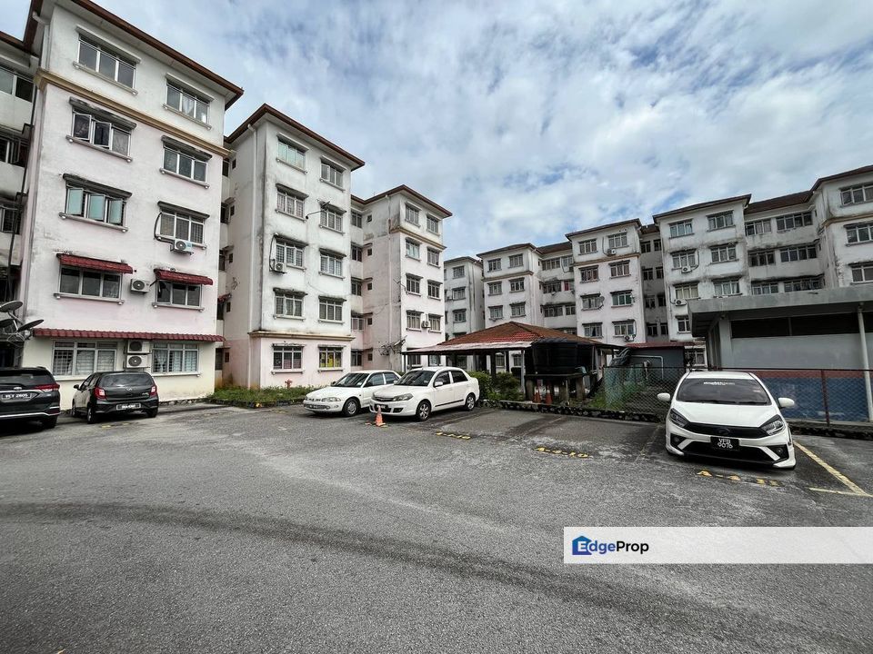 Pangsapuri Seri Melati Bandar Seri Putra Bangi Renovated Level 1 walk-up, Selangor, Bangi