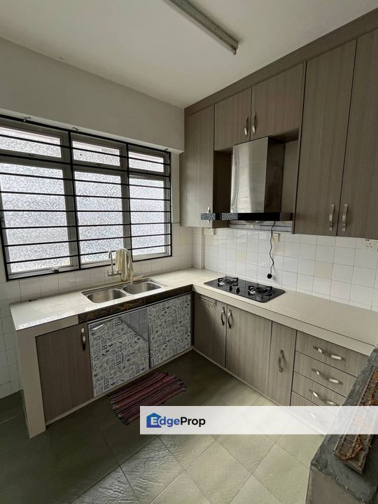 Pangsapuri Seri Melati Bandar Seri Putra Bangi Renovated Level 1 walk-up, Selangor, Bangi