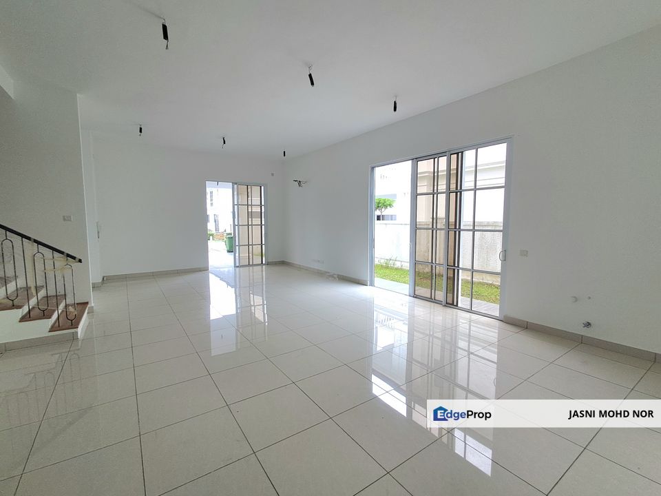 New Unit Cluster Semi D Stoneridge Eco Majestic Semenyih, Selangor, Semenyih