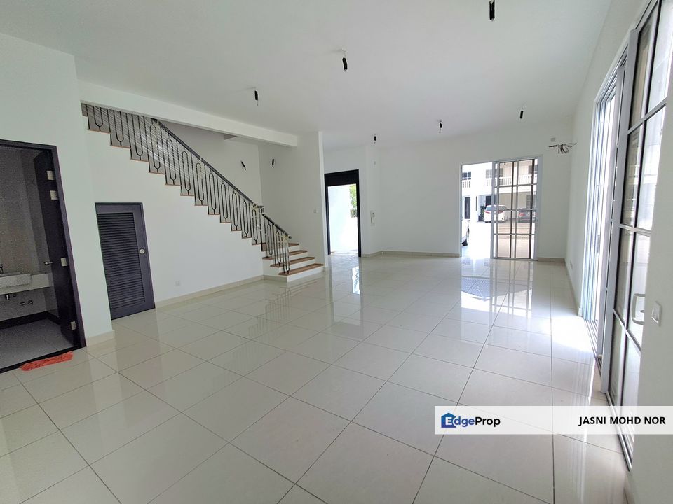 New Unit Cluster Semi D Stoneridge Eco Majestic Semenyih, Selangor, Semenyih