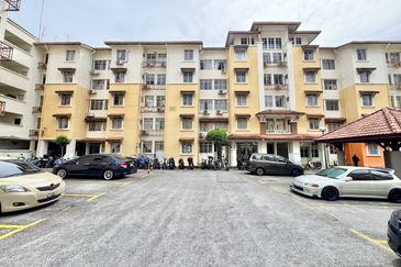 Semarak Apartment