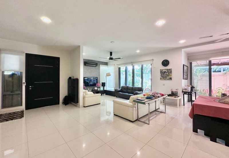 Bangi Lakehill Villas