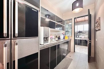 Bangi Lakehill Villas