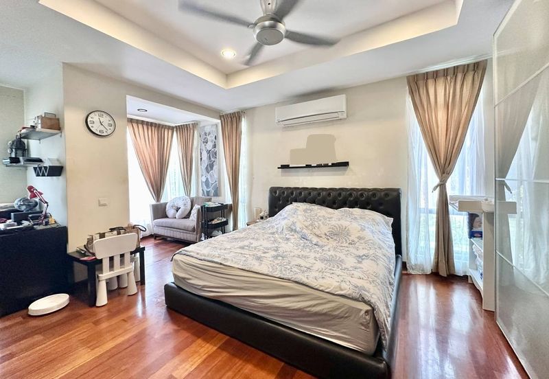 Bangi Lakehill Villas