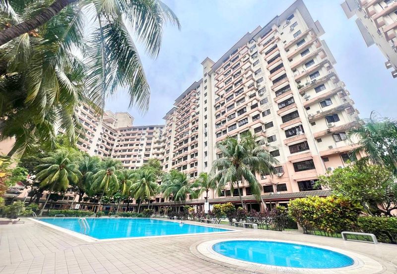 Bayu Tasik Condominium