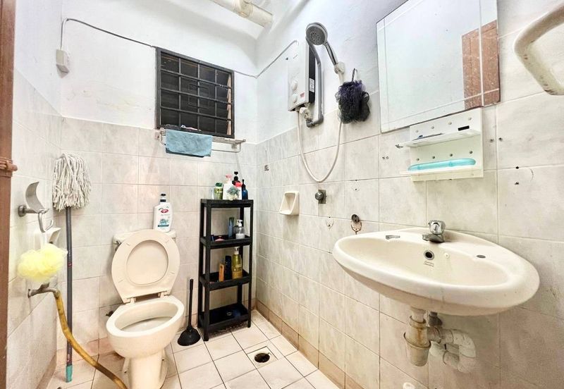 Bayu Tasik Condominium