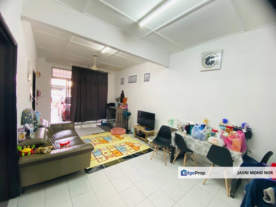 Single Storey Terrace Taman Desa Indah Bandar Baru Nilai, Negeri Sembilan, Nilai