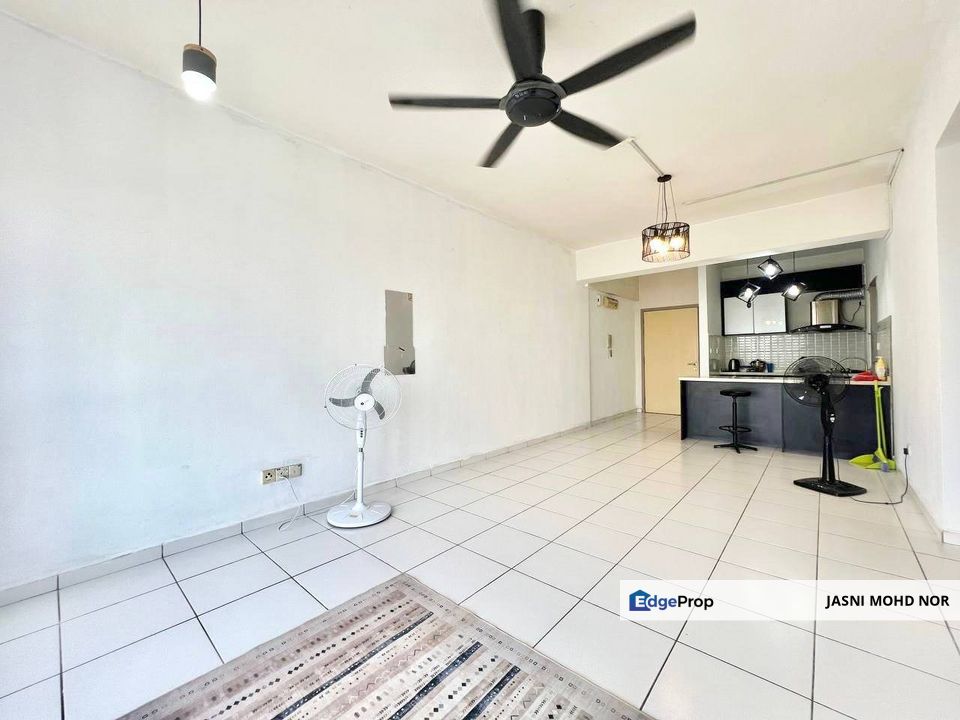 NEXT TO LRT Partially Furnished Axis Redidence Jalan Cempaka Ampang, Selangor, Ampang