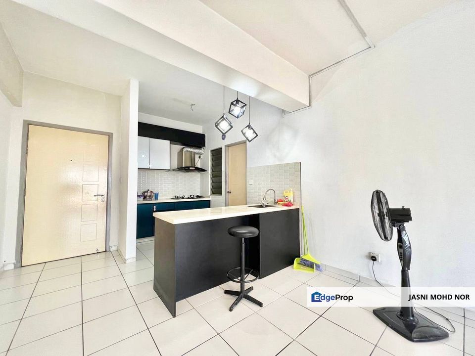 NEXT TO LRT Partially Furnished Axis Redidence Jalan Cempaka Ampang, Selangor, Ampang