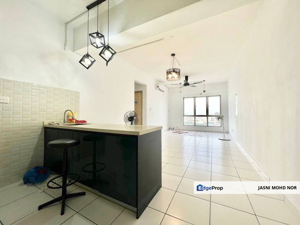 NEXT TO LRT Partially Furnished Axis Redidence Jalan Cempaka Ampang, Selangor, Ampang