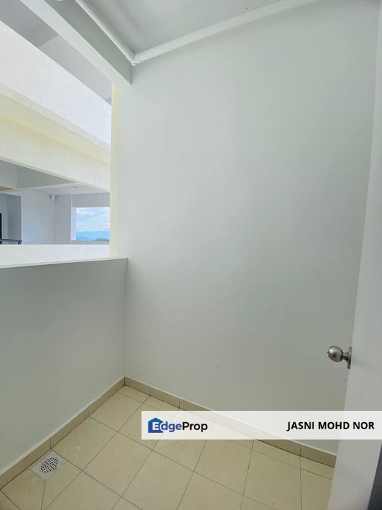 TO LET RESIDENSI ADELIA 3 BANGI Avenue Kajang (Corner Unit, Lampau & Kipas Siap Pasang), Selangor, Bangi