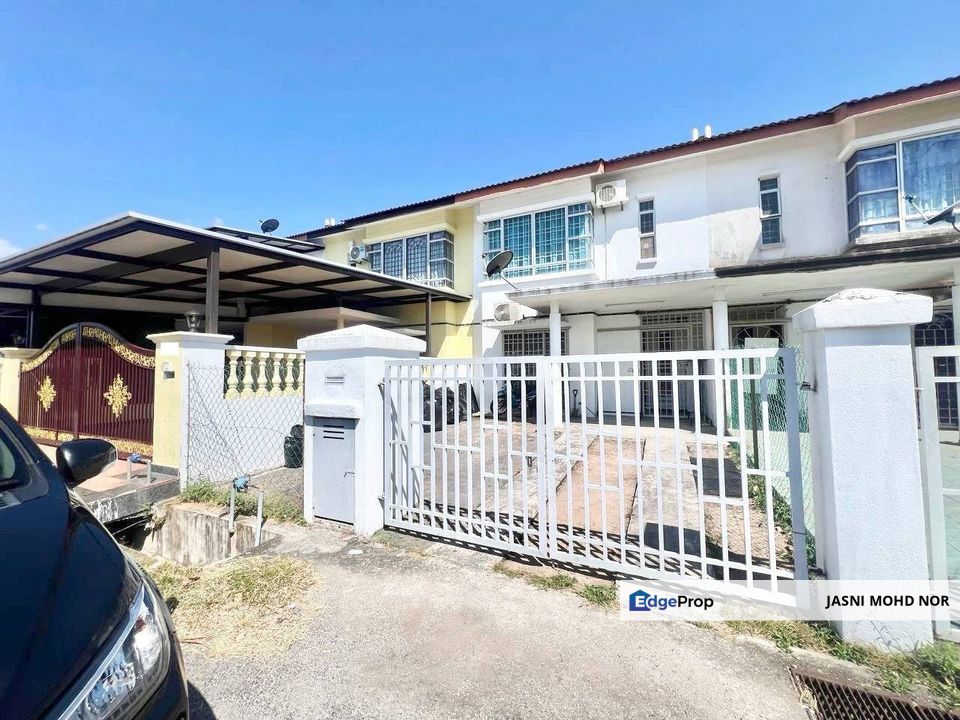 NEAR SURAU & SCJOOL Double Storey, Selangor, Semenyih