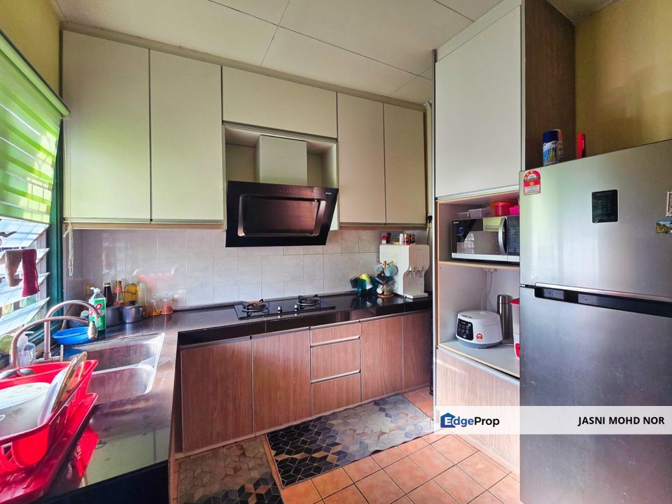 LUAS 1571sqft Teees 1 Tingkat Taman Desa Vista Salak Tinggi Sepang BEBAS BANJIR, Selangor, Sepang