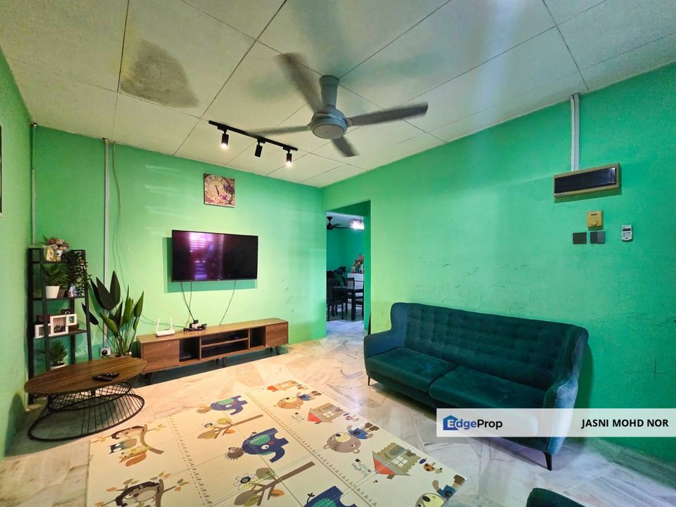 LUAS 1571sqft Teees 1 Tingkat Taman Desa Vista Salak Tinggi Sepang BEBAS BANJIR, Selangor, Sepang