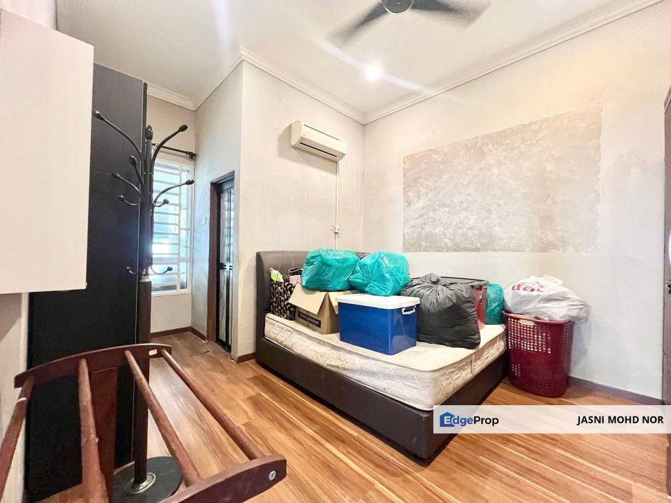 Single Storey Semi-D Taman Desa Salak Idaman Salak Tinggi Sepang, Selangor, Sepang