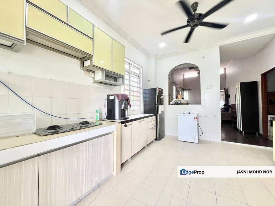 Single Storey Semi-D Taman Desa Salak Idaman Salak Tinggi Sepang, Selangor, Sepang