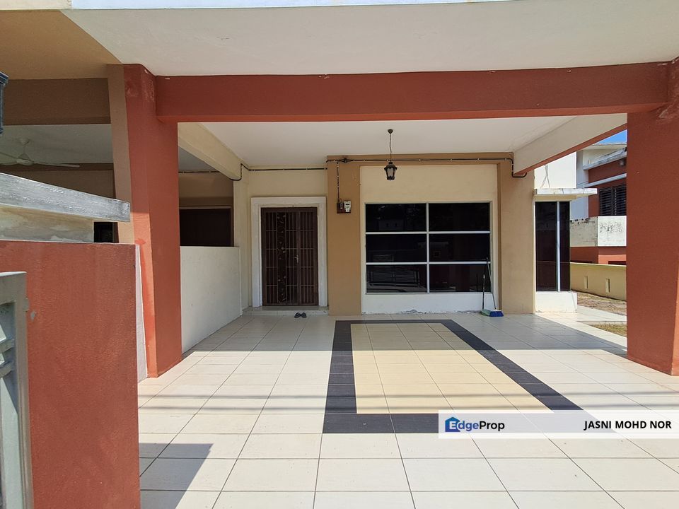 Semi-D 2-Storey LUAS SELESA Tiara Heights Salak Tingg Sepang, Selangor, Sepang