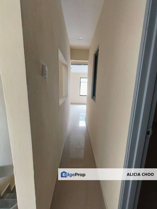 Taman Desa Cemerlang 2 storey low cost house for sales, Johor, Ulu Tiram