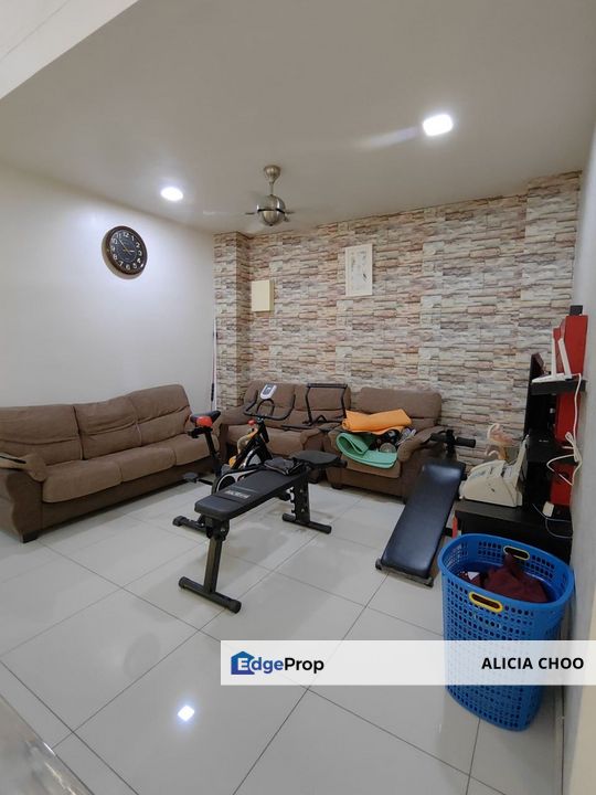 Taman Dato Chellam Double storey house for sales, Johor, Ulu Tiram