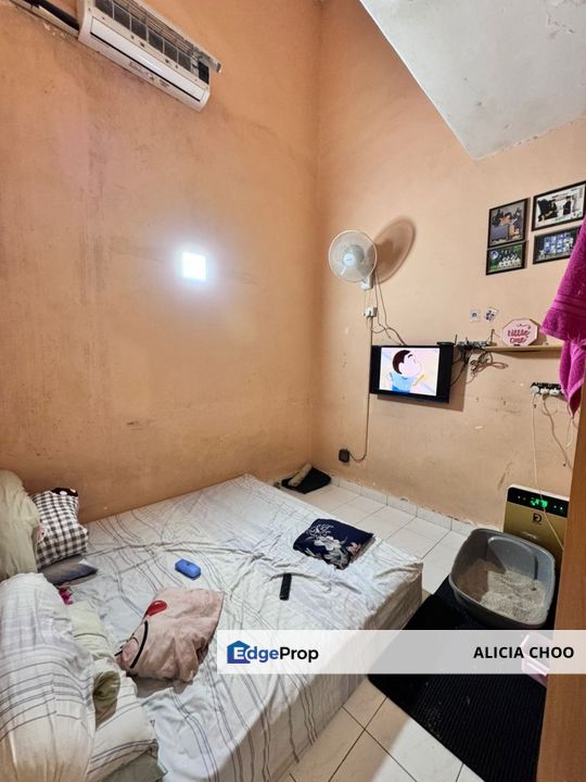 Taman Pelangi Indah 1.5 storey Endlot house for sales, Johor, Ulu Tiram