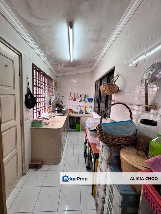 Taman Pelangi Indah 1.5 storey Endlot house for sales, Johor, Ulu Tiram