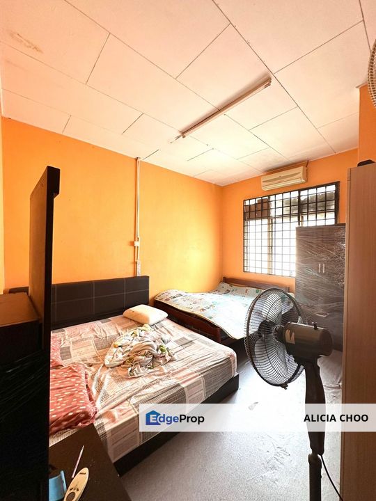 Taman Megah Ria 1.5 storey house for sales, Johor, Masai