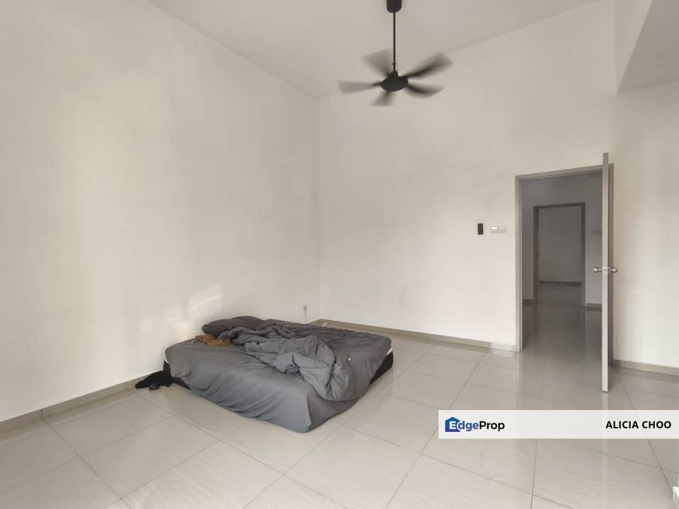 Taman Bestari Indah Double storey house for sales, Johor, Ulu Tiram