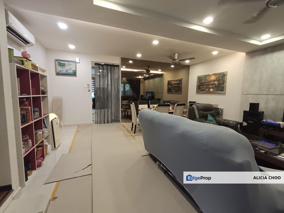 Taman Mutiara Rini Double storey house for sales, Johor, Skudai