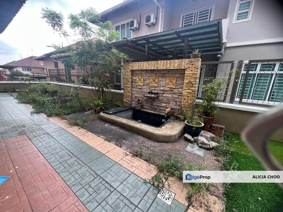 Taman Pelangi Indah Double storey Semi D house for sales, Johor, Ulu Tiram