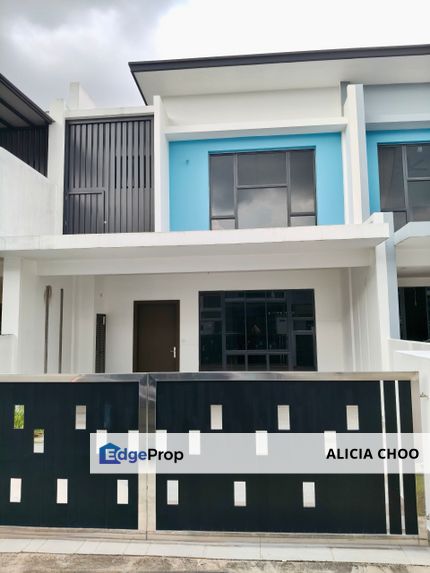 Topaz Residenz Double storey house for sales, Johor, Masai