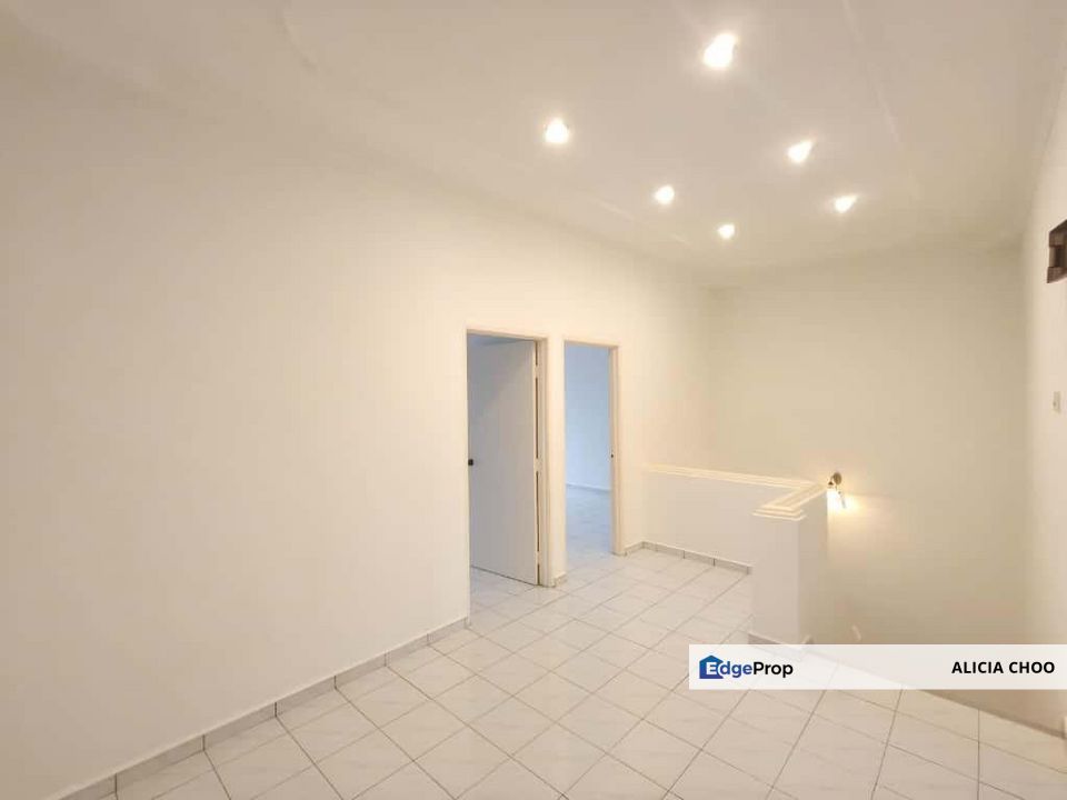 Taman Desa Cemerlang Double storey house for sales, Johor, Ulu Tiram