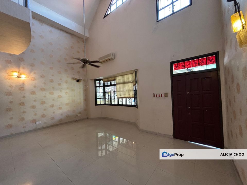 Taman Pelangi Indah 1.5storey house for sales, Johor, Ulu Tiram