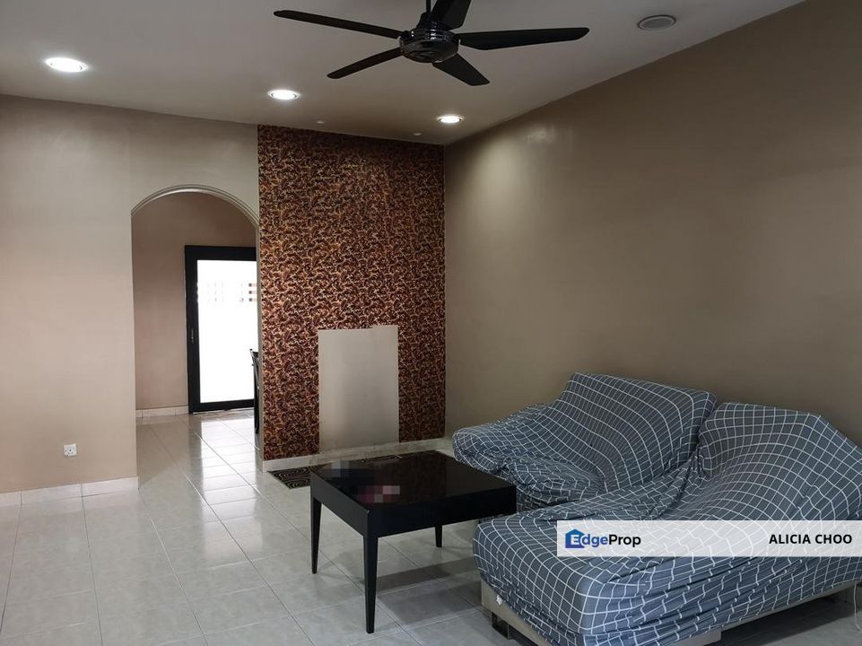 Taman Bestari Indah Double storey house for sales, Johor, Ulu Tiram