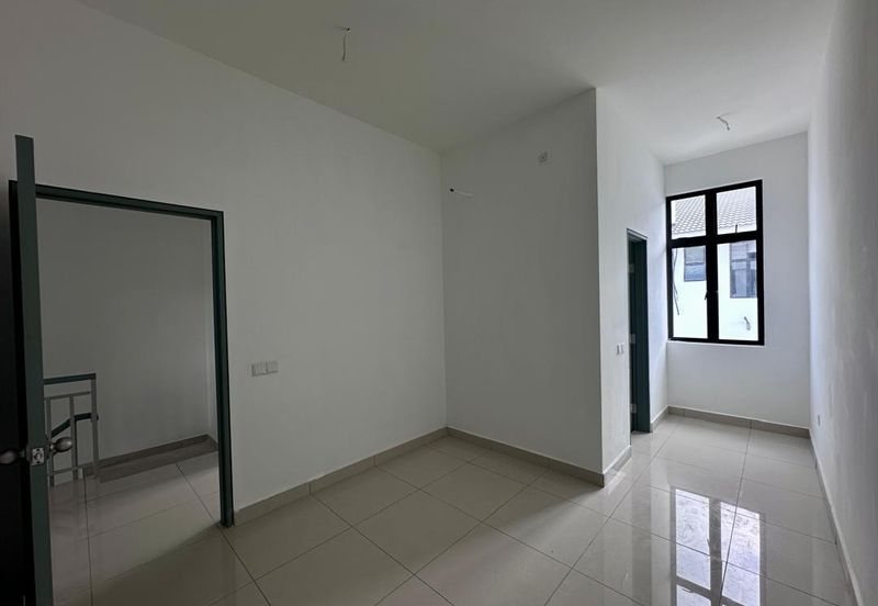 The Straits View Residences