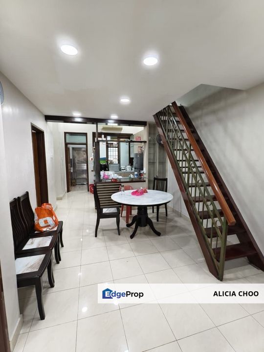 Taman Sutera Utama 2 storey house for sales, Johor, Skudai