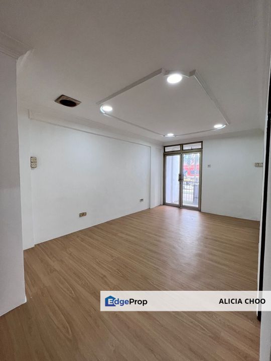 Taman Tan Sri Yacob Shop Apartment for sales, Johor, Skudai