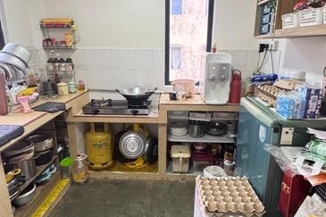 Apartment Seri Intan, Bandar Seri Alam