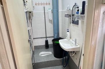 Apartment Seri Intan, Bandar Seri Alam