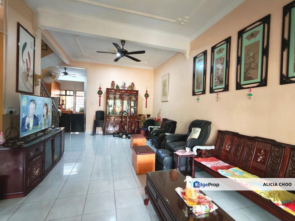 Taman Pelangi Indah 2 storey house for sales, Johor, Ulu Tiram